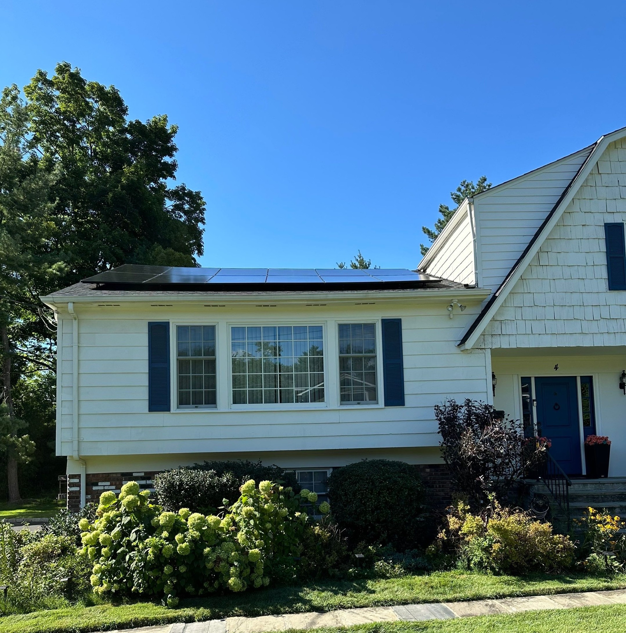 4 Edgemont Cir